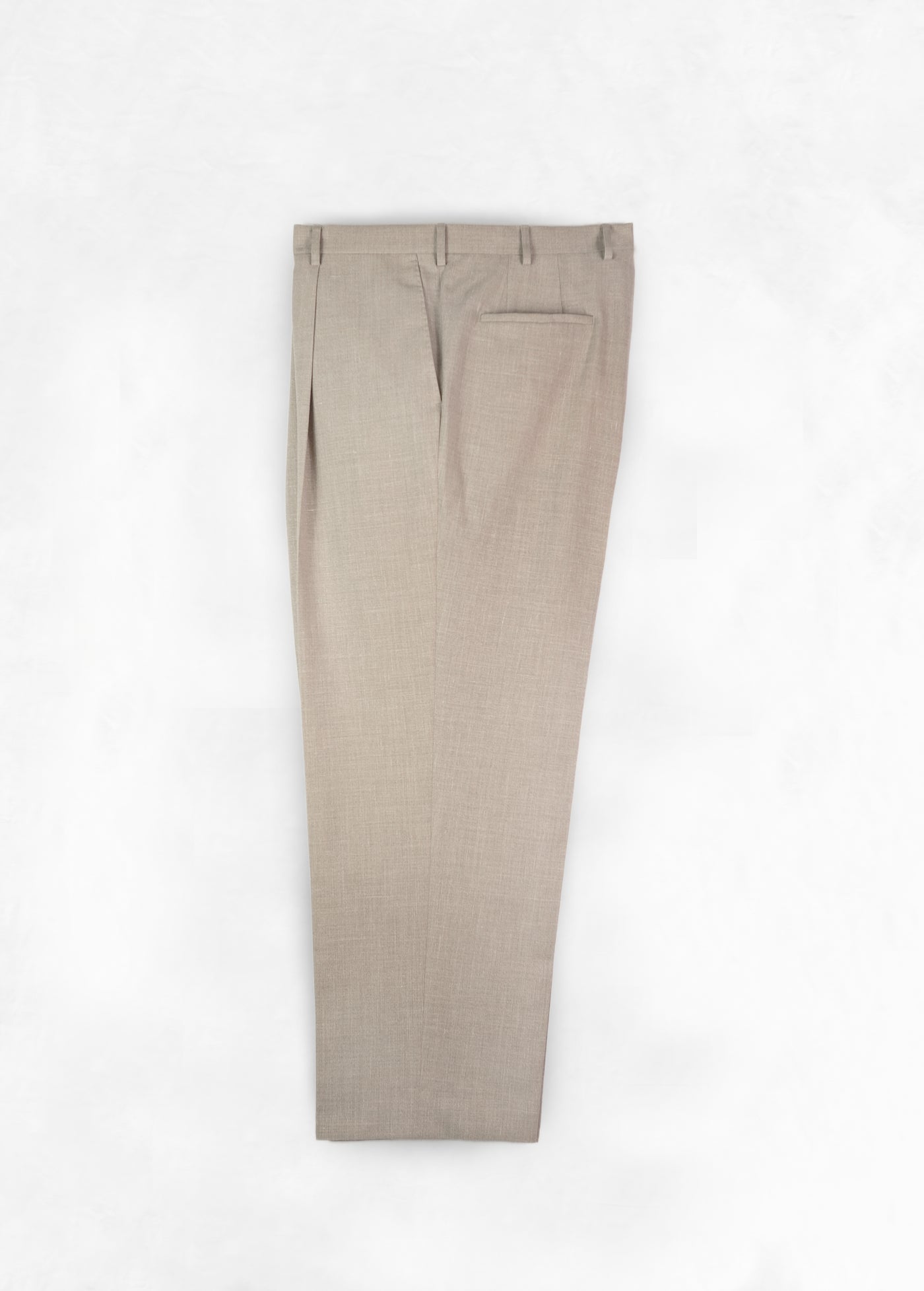 High Waist Single Pleat Trouser in Wool/Silk/Linen - Soft Beige