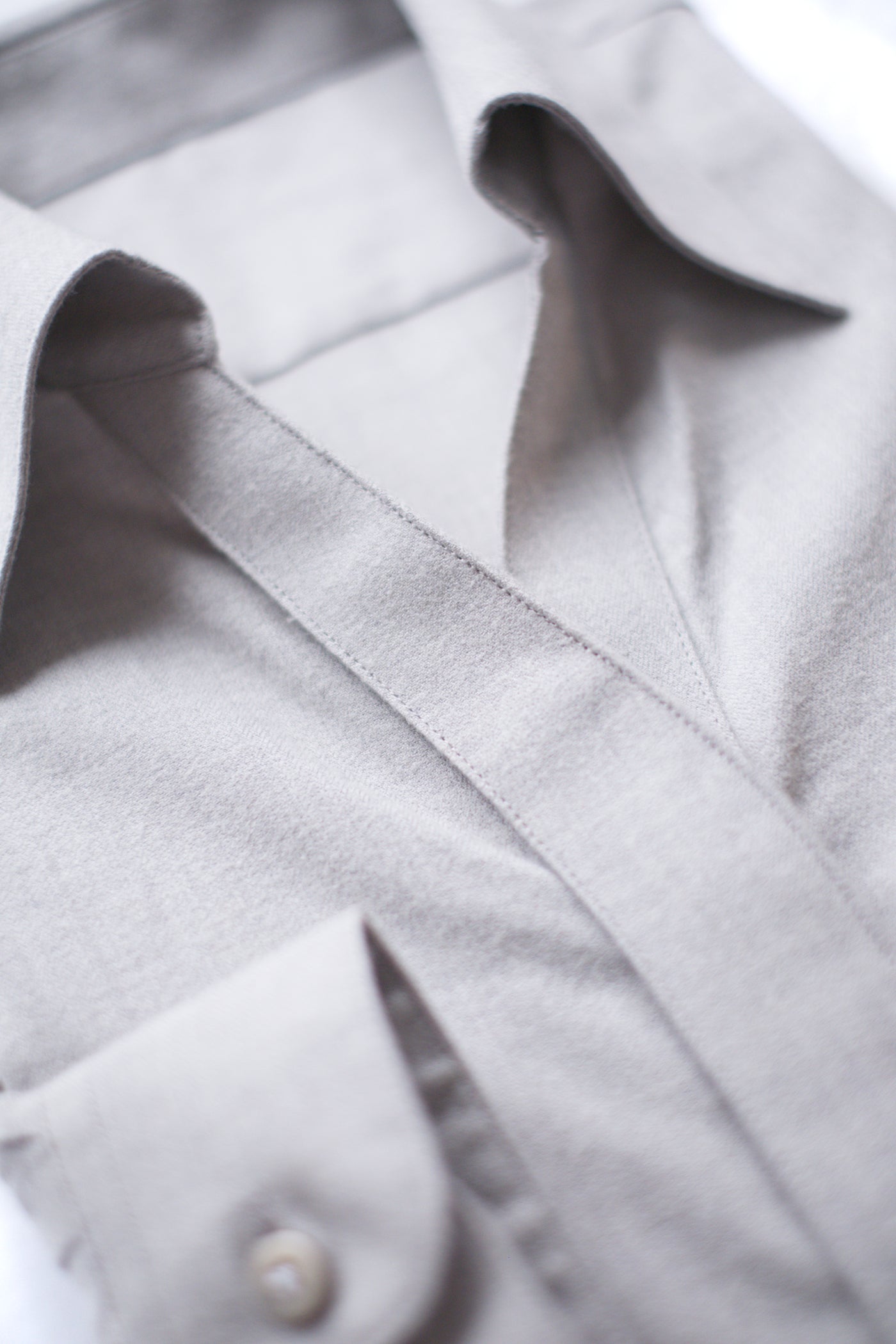 V Collar Cropped Soft Shirt in Flannel - Light Grey