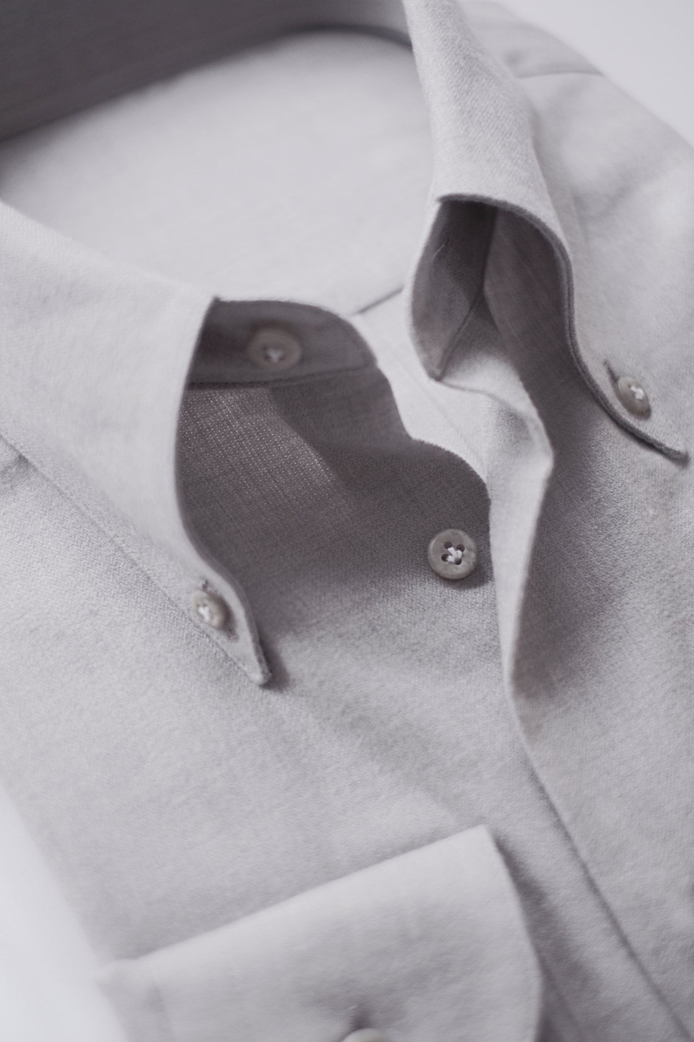 Soft Kent Collar Shirt in Flannel - Light Grey