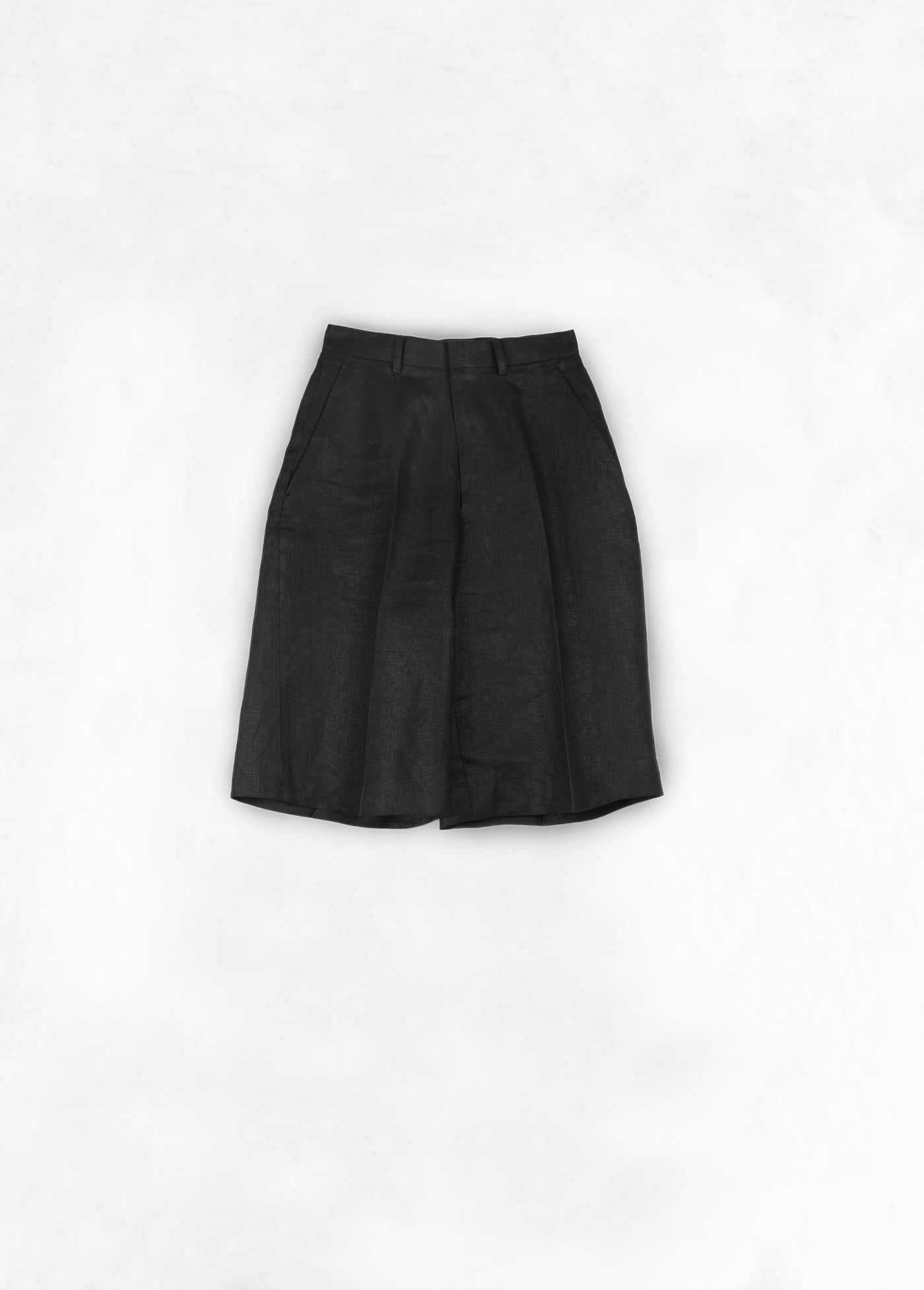 The A-Shape Short - Black